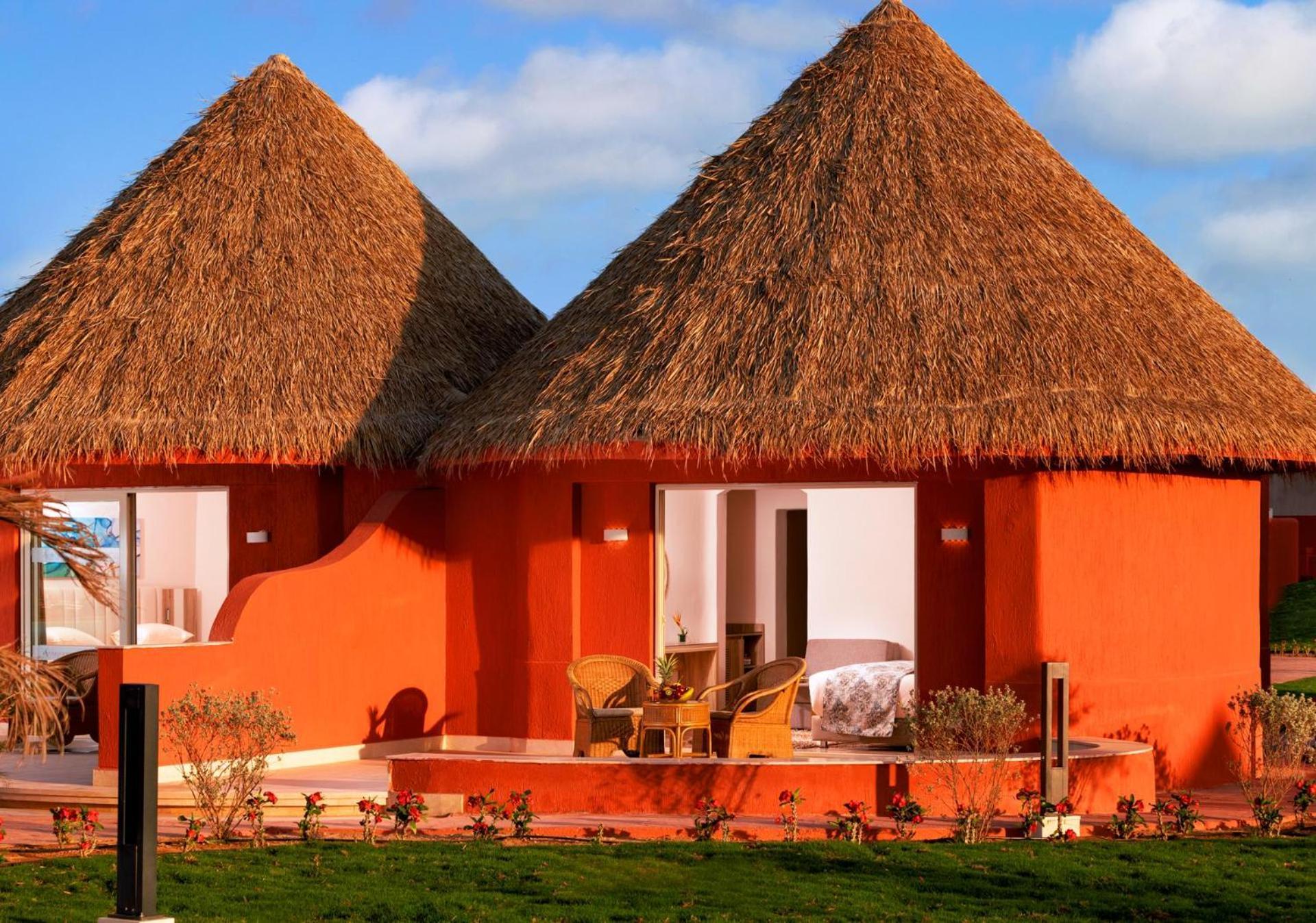 Pickalbatros Laguna Vista Aqua Park Sharm el-Sheikh Luaran gambar A bungalow at the resort